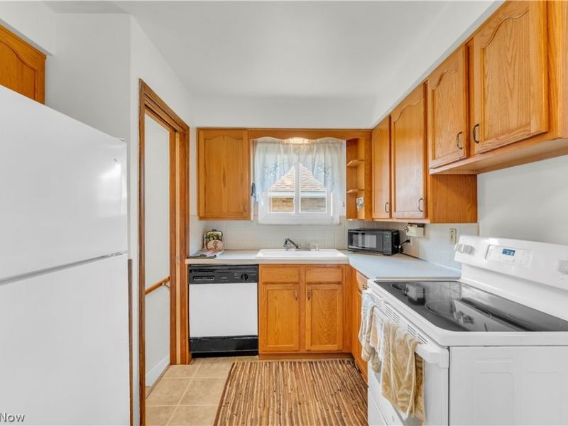 3023 Norris Avenue, Parma, OH 44134 Photo 13