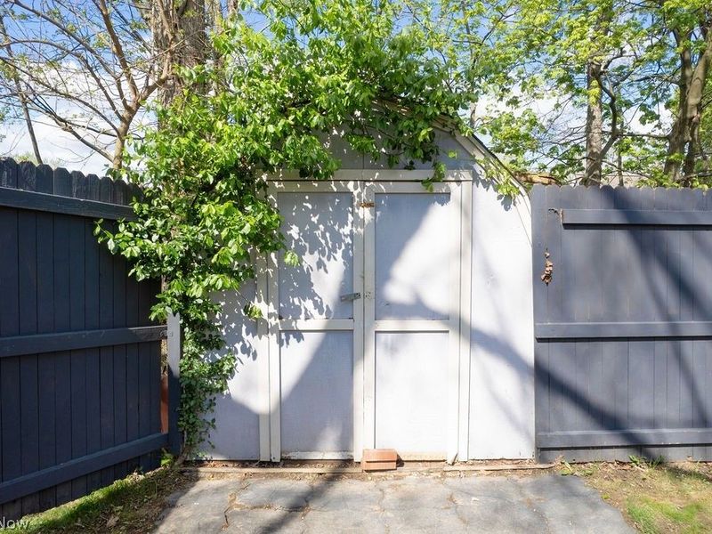 1708 Highview Avenue , Akron, OH 44301 Photo 10