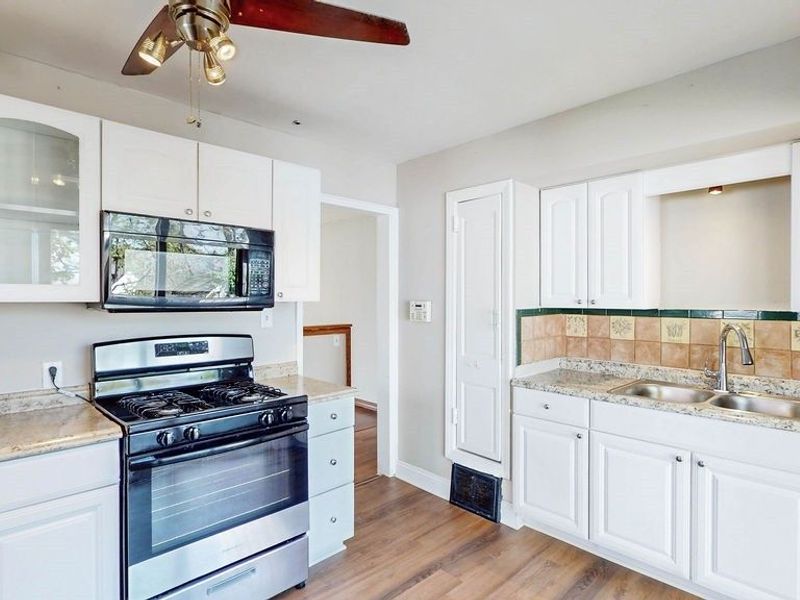 1708 Highview Avenue , Akron, OH 44301 Photo 20