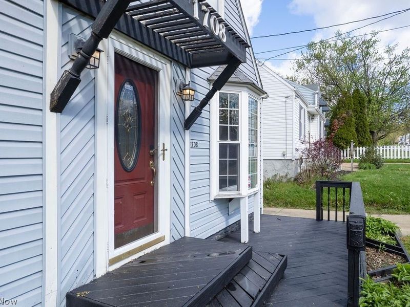 1708 Highview Avenue , Akron, OH 44301 Photo 3