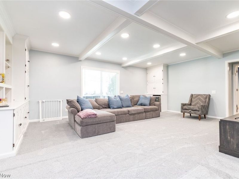 2343 Miramar Boulevard , University Heights, OH 44118 Photo 14