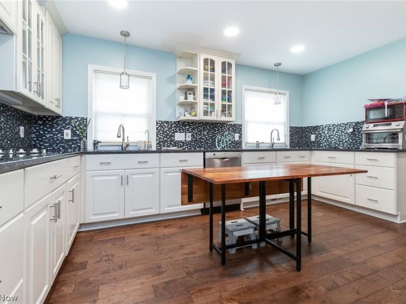 2343 Miramar Boulevard , University Heights, OH 44118 Photo 20