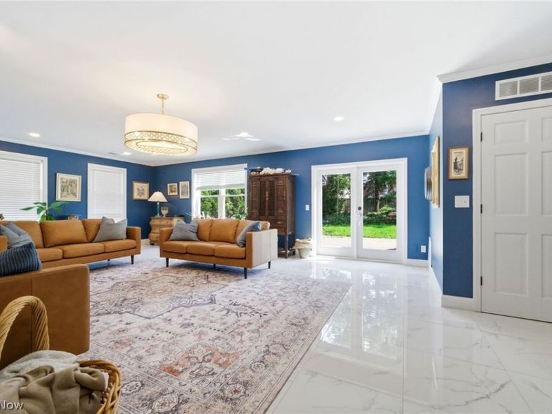 2343 Miramar Boulevard , University Heights, OH 44118 Photo 9