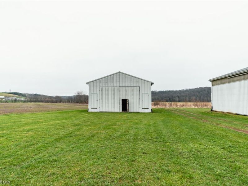 Licking Valley Road , Frazeysburg, OH 43830 Photo 4