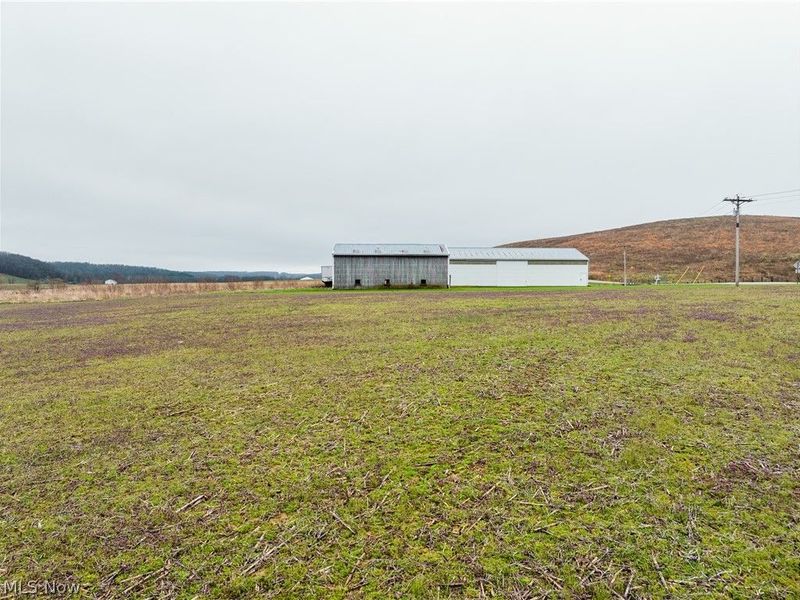 Licking Valley Road , Frazeysburg, OH 43830 Photo 6