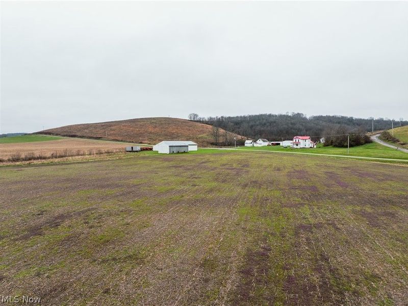 Licking Valley Road , Frazeysburg, OH 43830 Photo 8