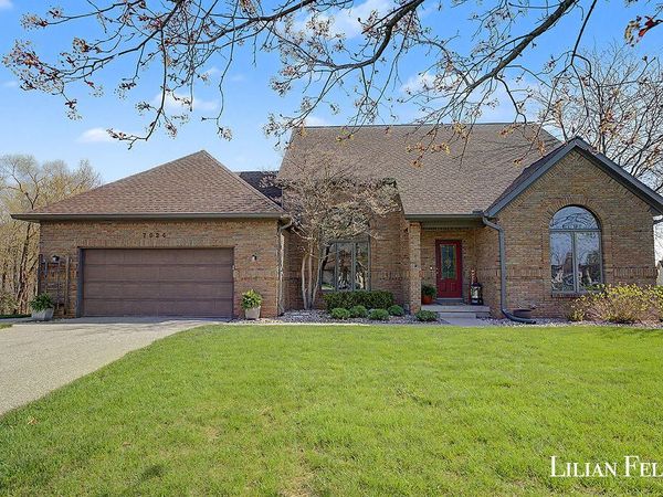 7924 Park Ridge Drive SW, Jenison, MI 49428