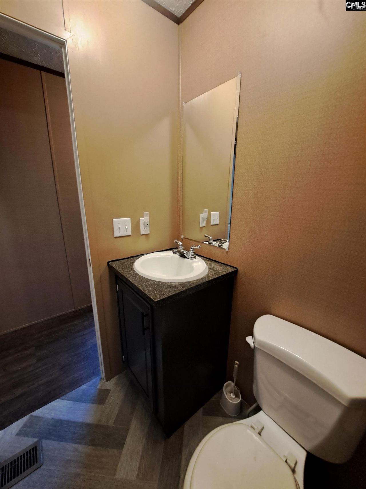 270 Migrant Camp Road  Photo 16