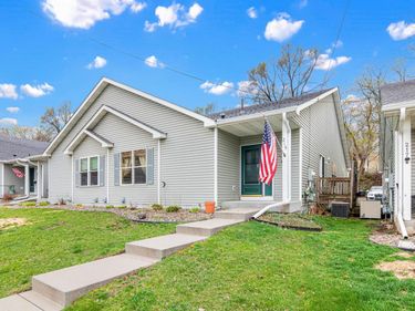 215 9th Avenue N, South Saint Paul, MN 55075