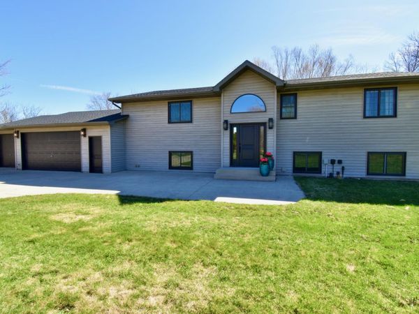 5123 Green Meadow Road SE, Alexandria, MN 56360