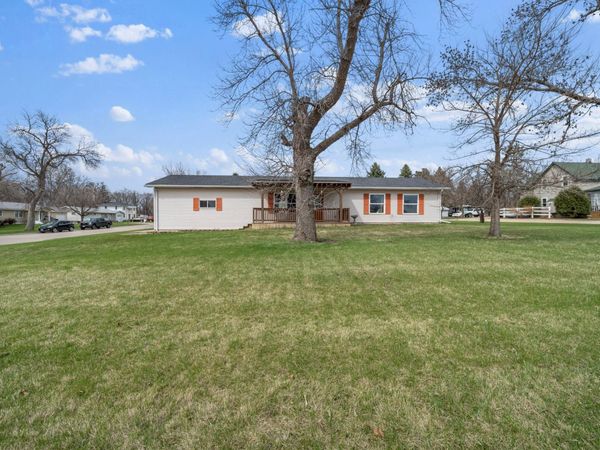 21 10th Avenue NE, Elbow Lake, MN 56531