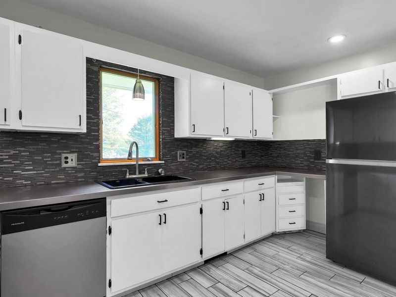 846 Stinson Court , Columbus, OH 43214 Photo 17