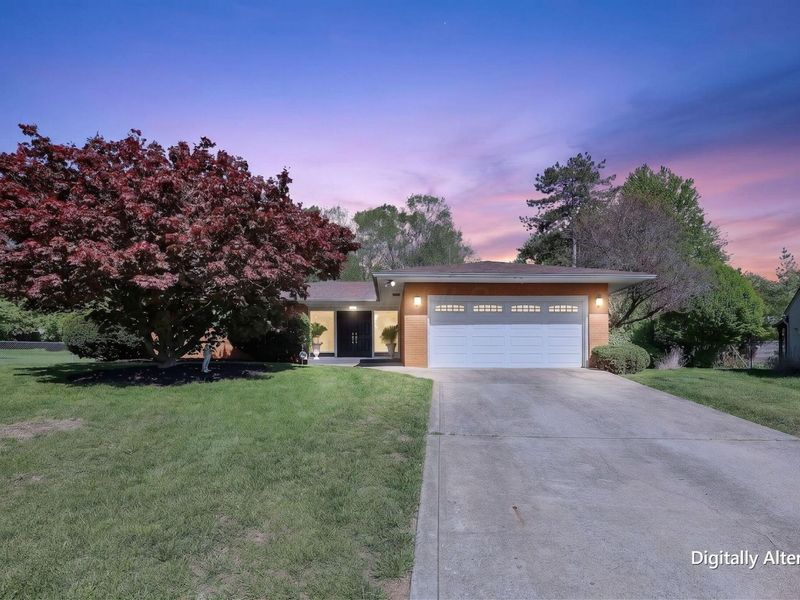 846 Stinson Court , Columbus, OH 43214 Photo 3