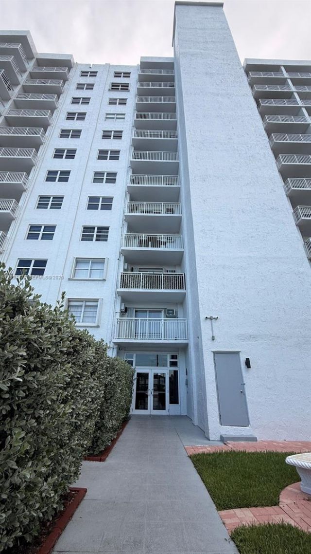 200 S Birch Rd, Unit 211, Fort Lauderdale, FL 33316 Photo