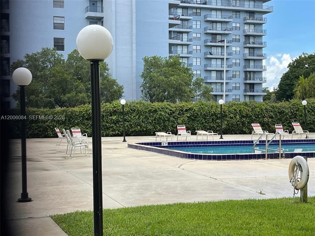 15600 NW 7th Ave , Unit 709, Miami, FL 33169 Photo