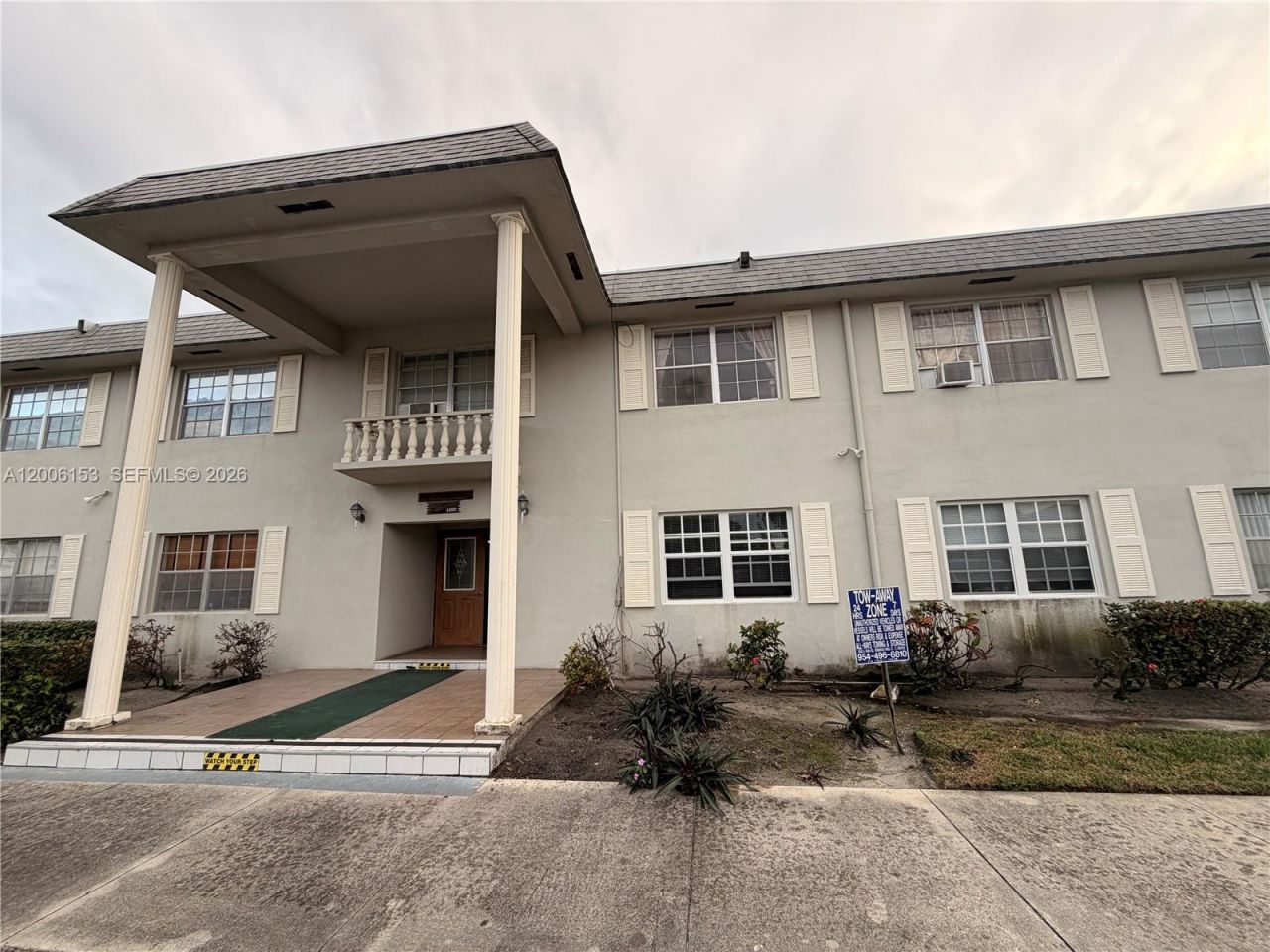 1520 Mckinley St , Unit 210E, Hollywood, FL 33020 Photo