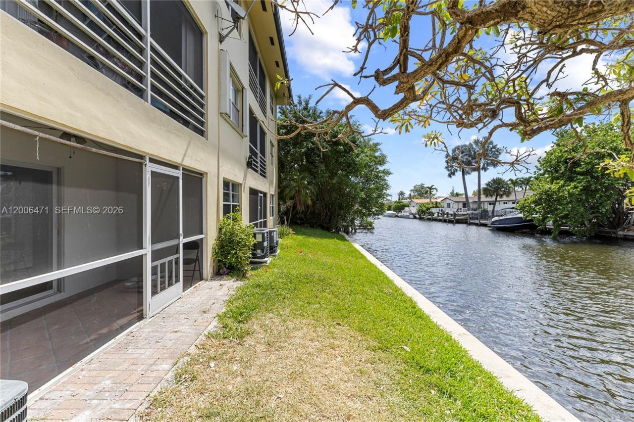 1400 NE 57th Ct , Unit 102, Fort Lauderdale, FL 33334 Photo