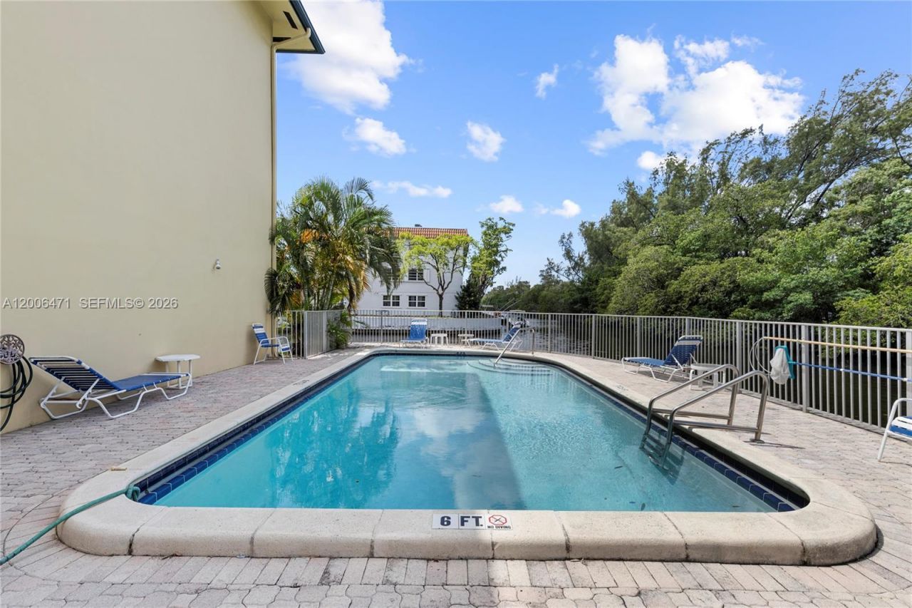 1400 NE 57th Ct , Unit 102, Fort Lauderdale, FL 33334 Photo