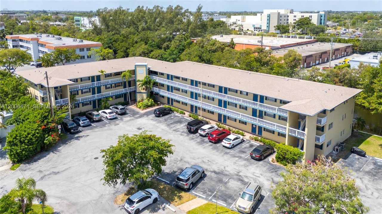 1400 NE 57th Ct , Unit 102, Fort Lauderdale, FL 33334 Photo