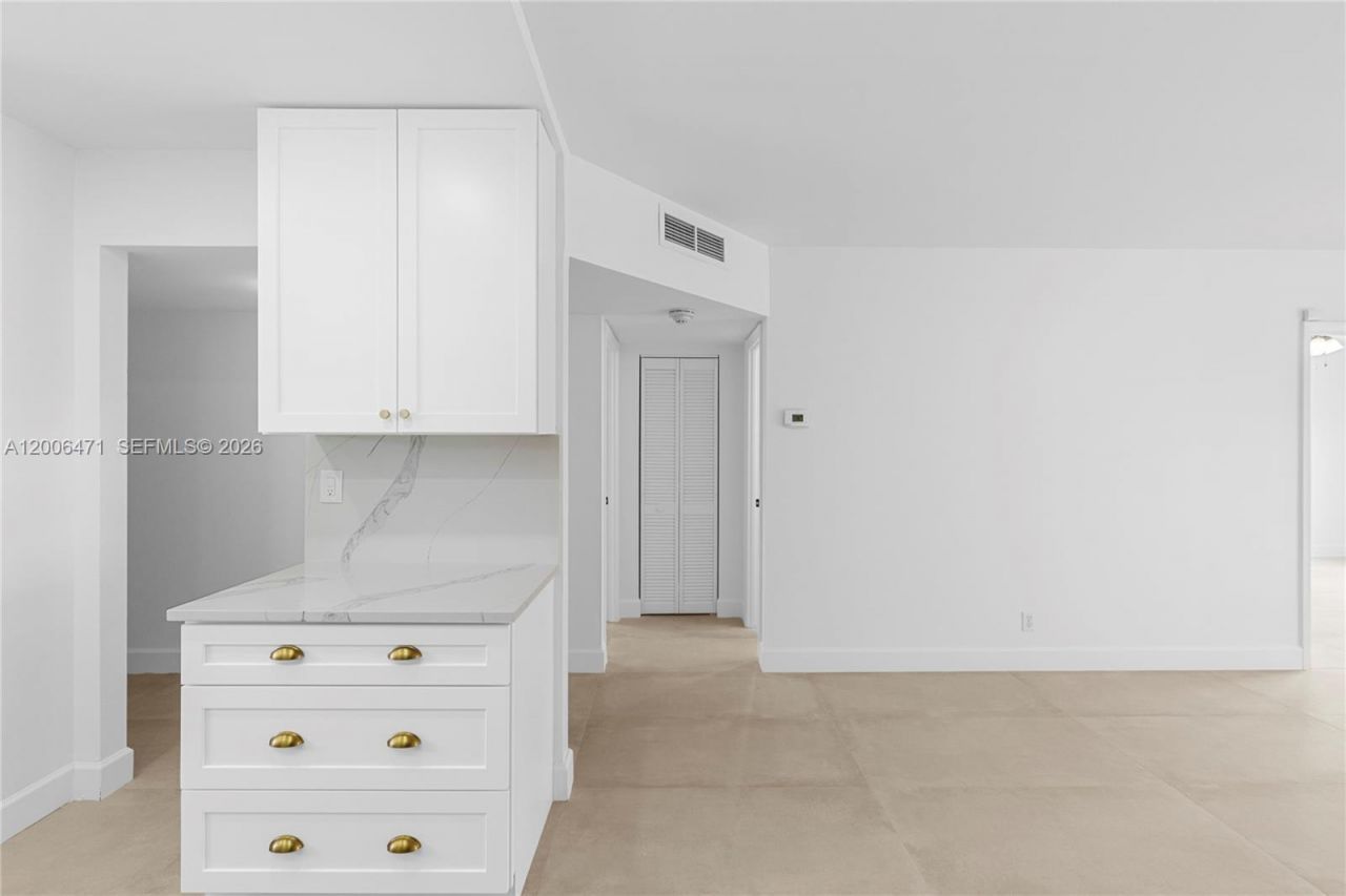 1400 NE 57th Ct , Unit 102, Fort Lauderdale, FL 33334 Photo