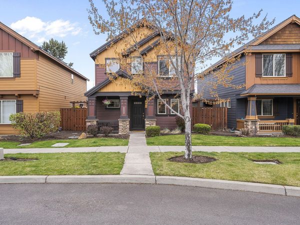 20483 Brentwood Avenue, Bend, OR 97702