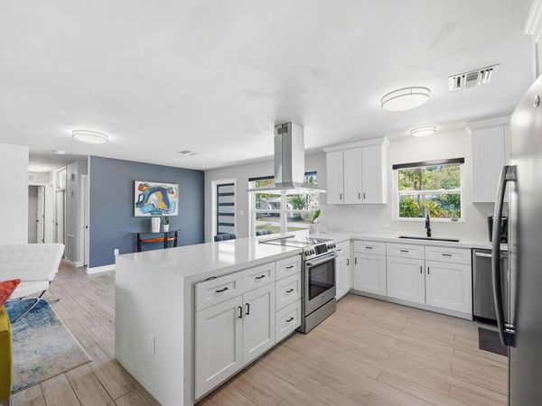 4441 NE 15th Avenue, Oakland Park, FL 33334