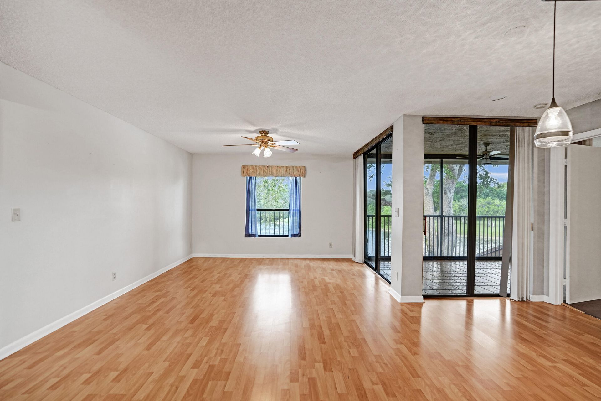 2541 N Carambola Circle, Unit 1832, Coconut Creek, FL 33066 Photo