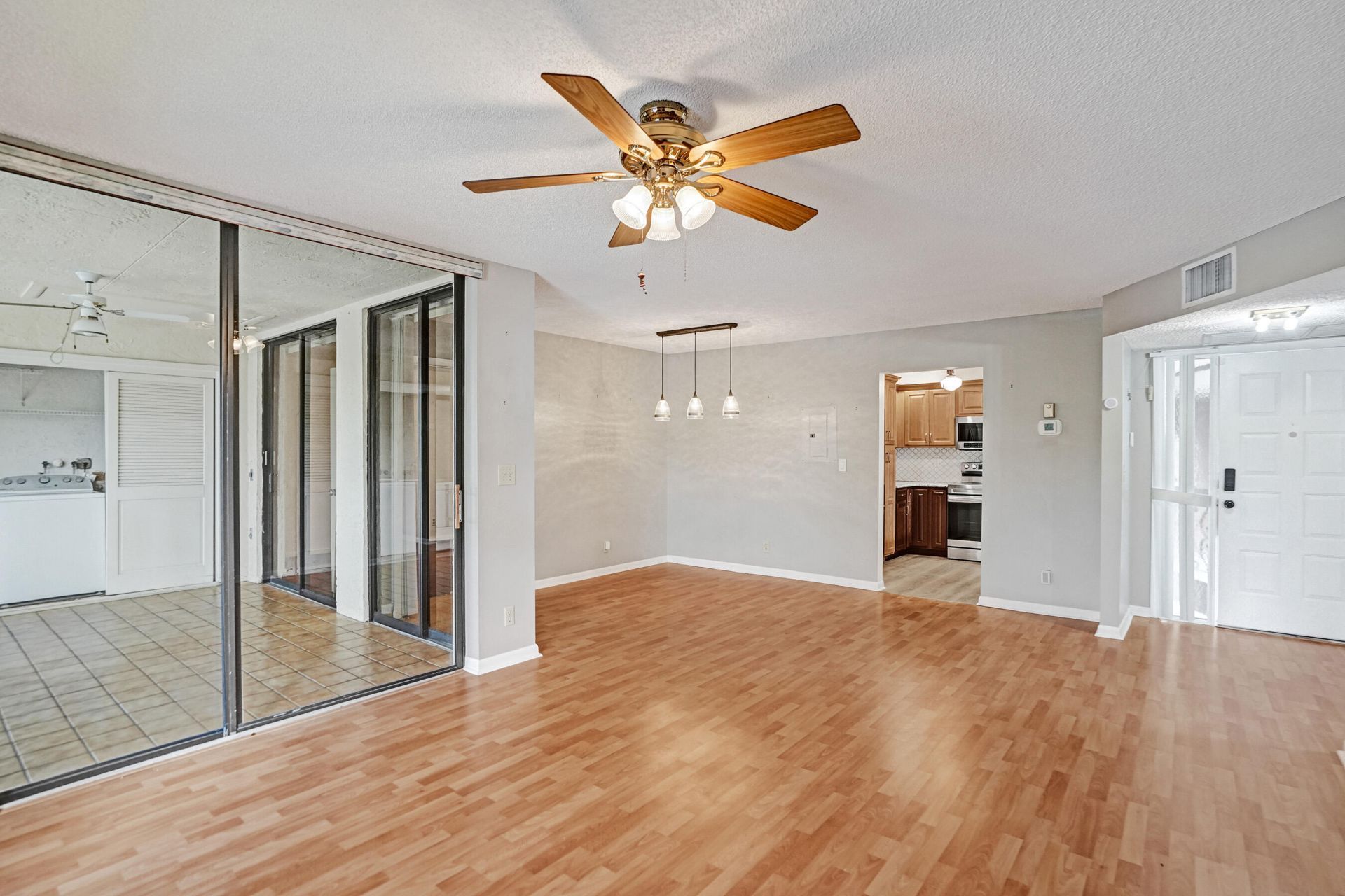 2541 N Carambola Circle, Unit 1832, Coconut Creek, FL 33066 Photo