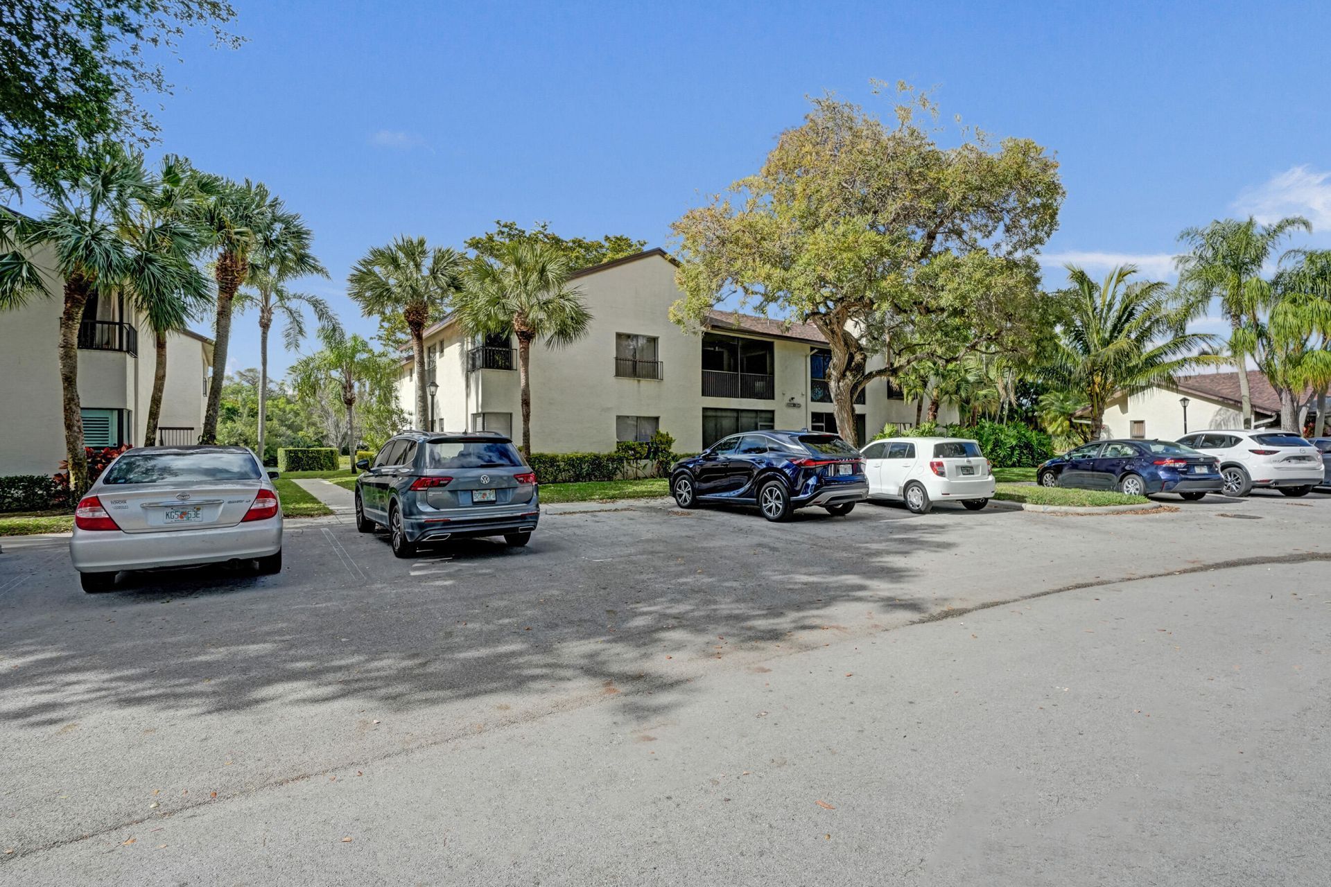 2541 N Carambola Circle, Unit 1832, Coconut Creek, FL 33066 Photo