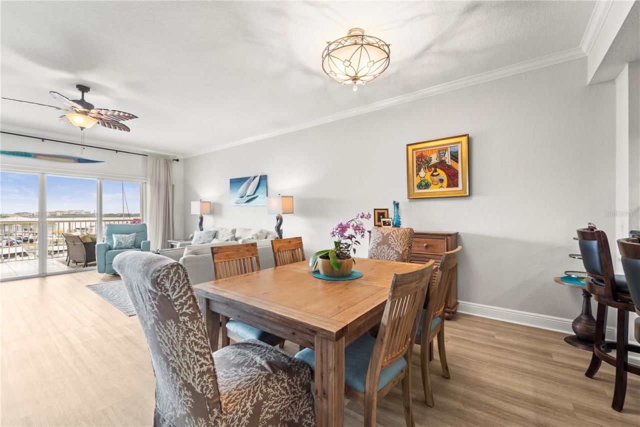 425 150th Avenue, Unit 2303, Madeira Beach, FL 33708 Photo