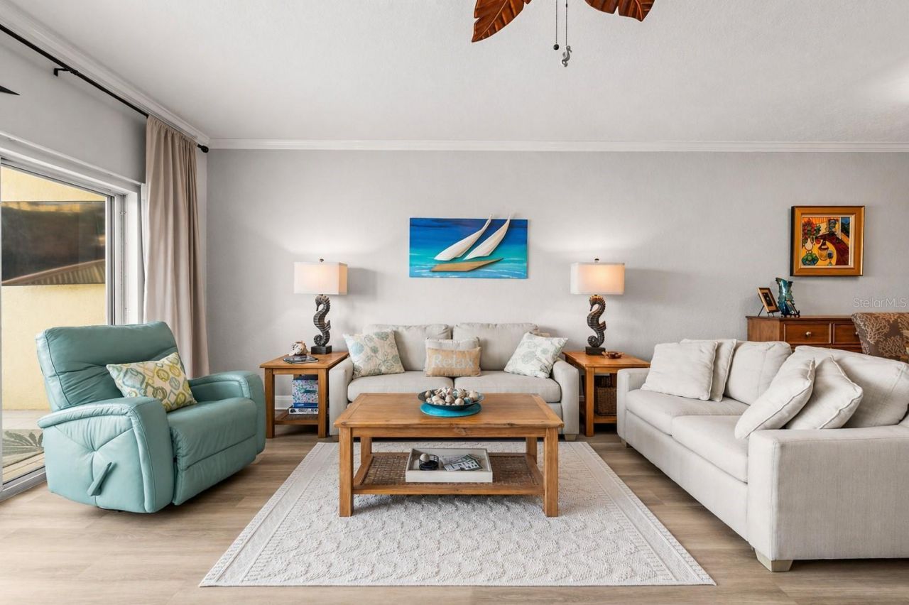 425 150th Avenue, Unit 2303, Madeira Beach, FL 33708 Photo