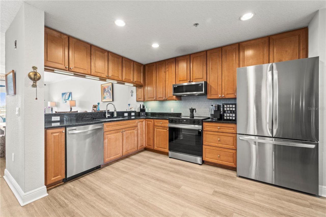 425 150th Avenue, Unit 2303, Madeira Beach, FL 33708 Photo