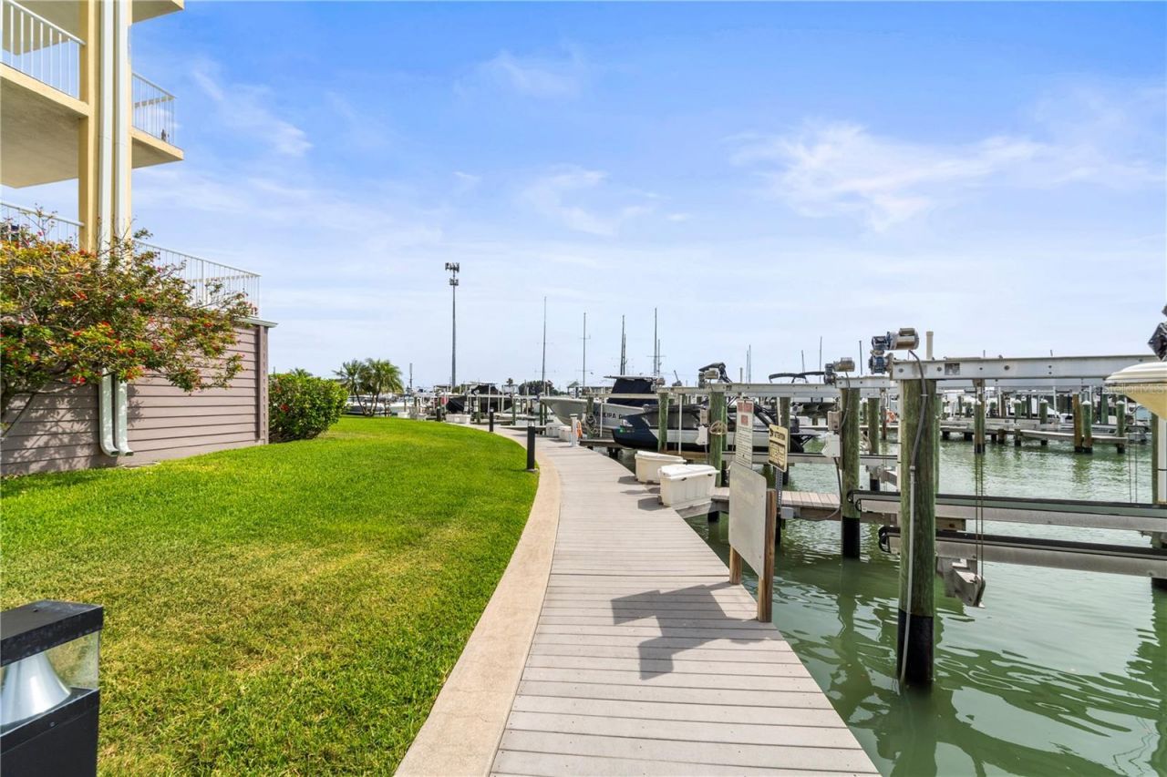 425 150th Avenue, Unit 2303, Madeira Beach, FL 33708 Photo