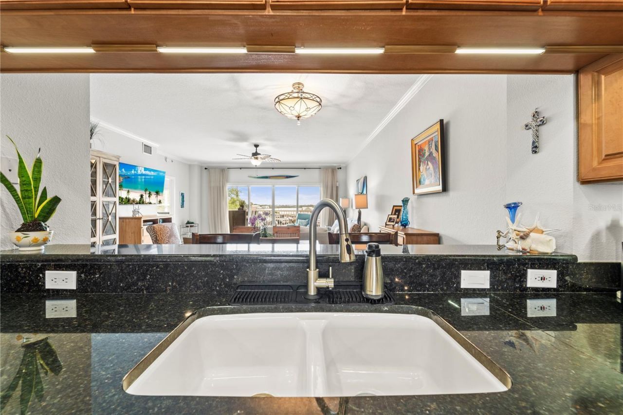 425 150th Avenue, Unit 2303, Madeira Beach, FL 33708 Photo