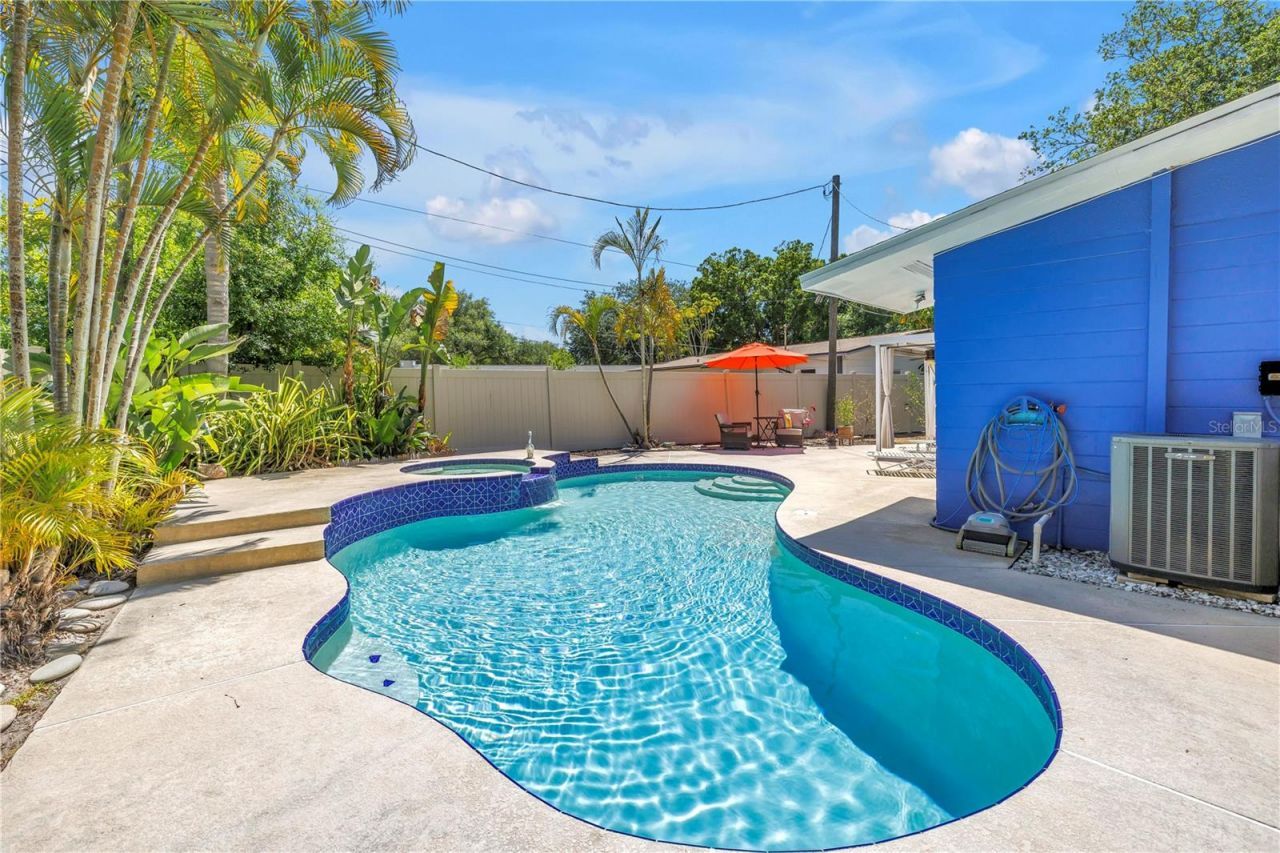 5698 24th Terrace N, Saint Petersburg, FL 33710 Photo