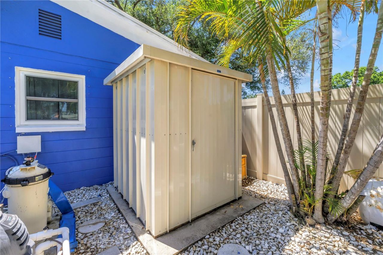 5698 24th Terrace N, Saint Petersburg, FL 33710 Photo
