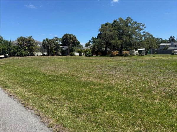 BONITA AVENUE , NOKOMIS, FL 34275