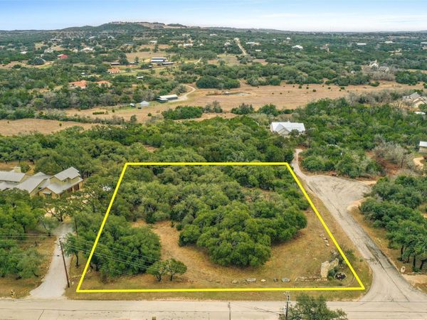 1080 Beauchamp RD, Dripping Springs, TX 78620