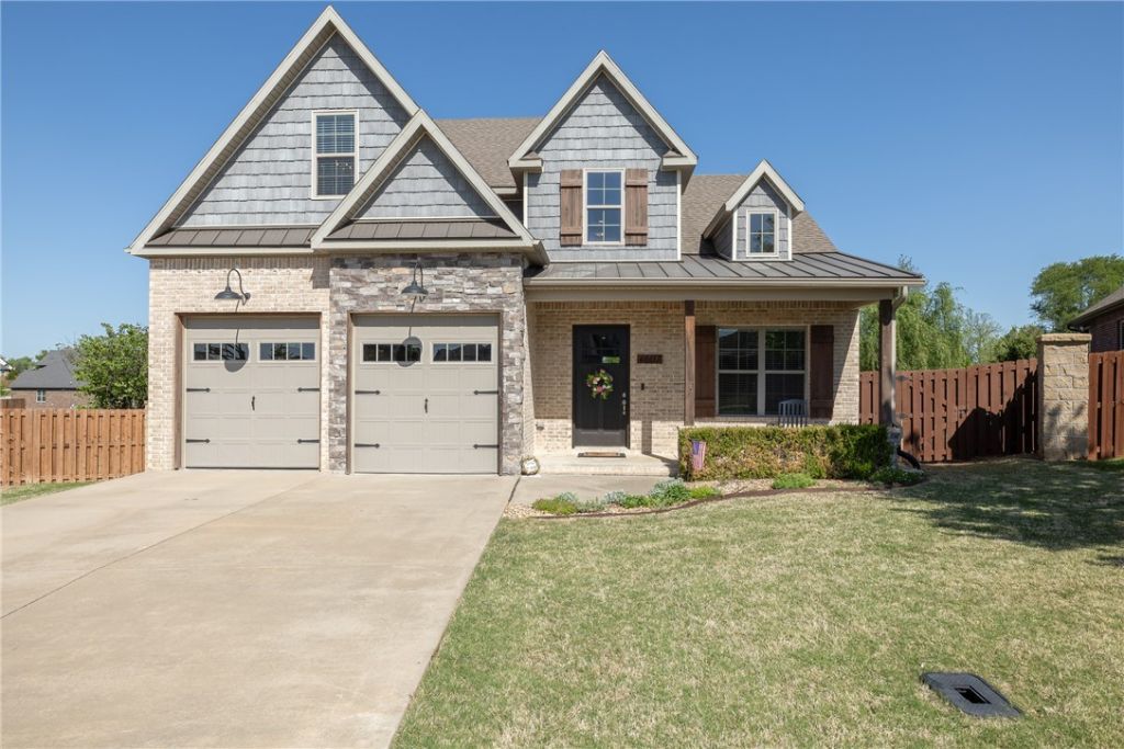 4607 W Buckeye Drive, Rogers, AR 72758 Main Photo