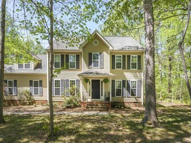3330 BUCK ISLAND RD, CHARLOTTESVILLE, VA 22902