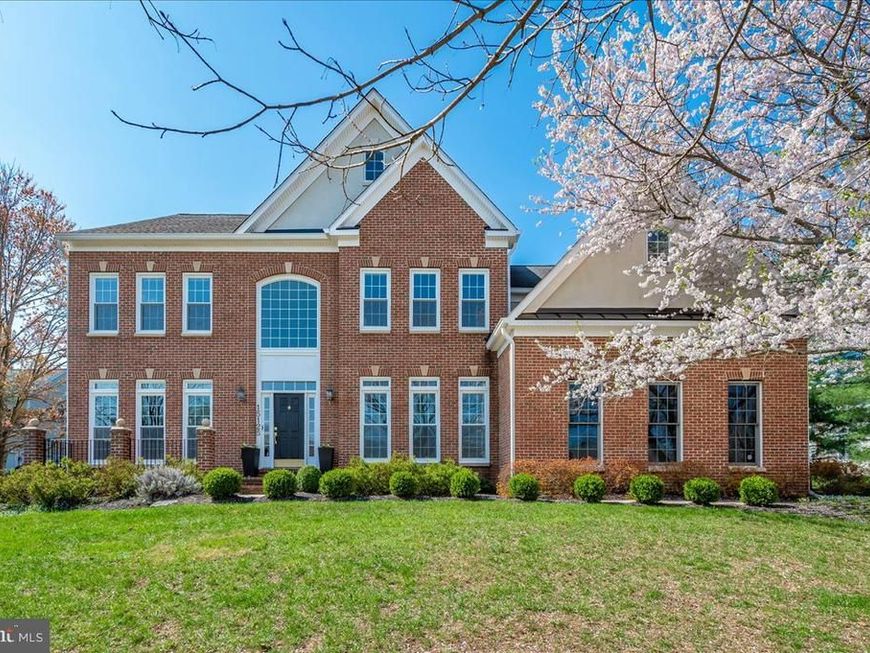 15125 Rollinmead Drive, Gaithersburg, MD 20878 Main Photo