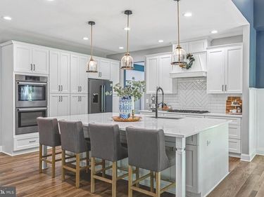 5068 DAWN COURT , WARRENTON, VA 20187