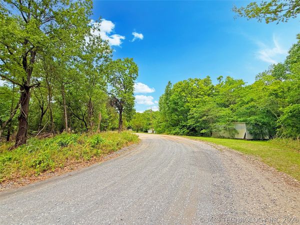 6 Oak Lane , Eufaula, OK 74432