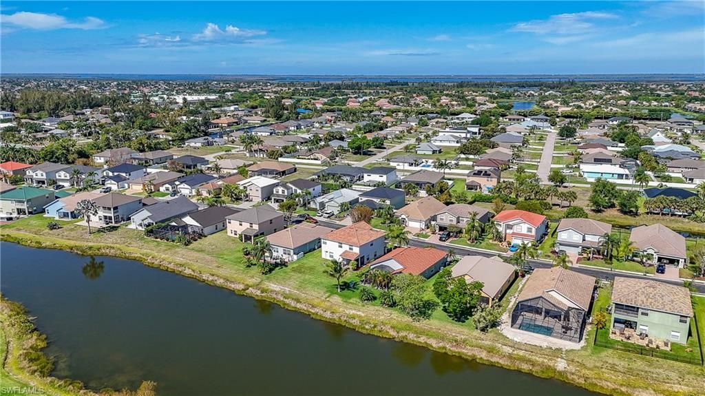 2128 Cape Heather Cir, Cape Coral, FL 33991 Photo