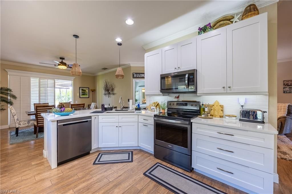 2128 Cape Heather Cir, Cape Coral, FL 33991 Photo