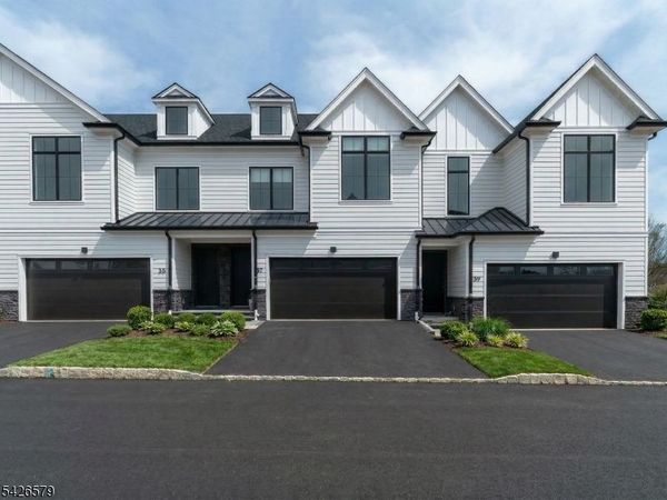27 Feldman Court, Paramus, NJ 07652