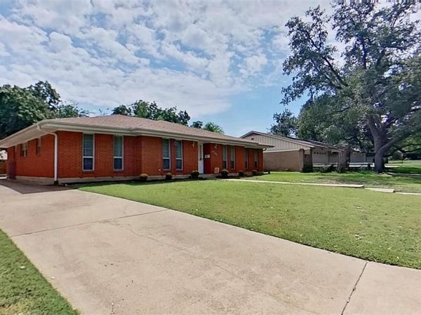 6301 Wrigley Way , Fort Worth, TX 76133