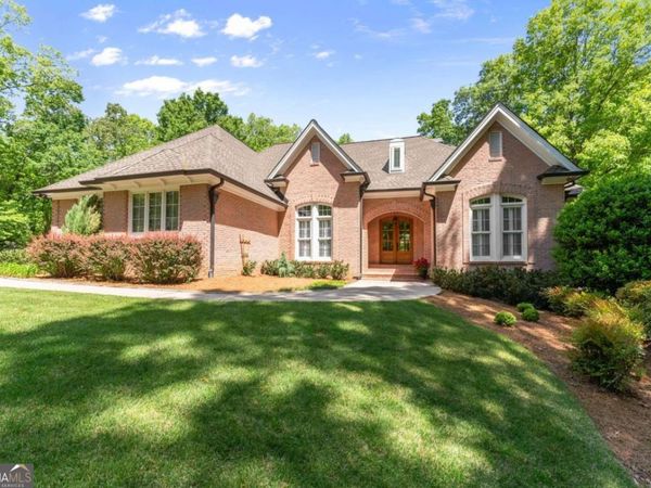 3560 Greystone Road, Gainesville, GA 30506