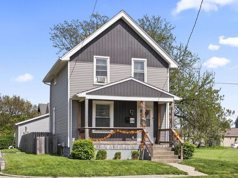 374 N Champion Avenue , Columbus, OH 43203 Photo 2