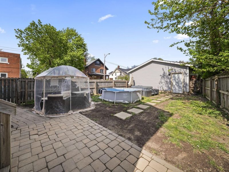 374 N Champion Avenue , Columbus, OH 43203 Photo 29